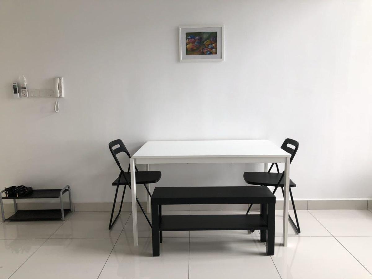 Yenni Duplex @ DeCentrum, Kajang Serdang  Bagian luar foto